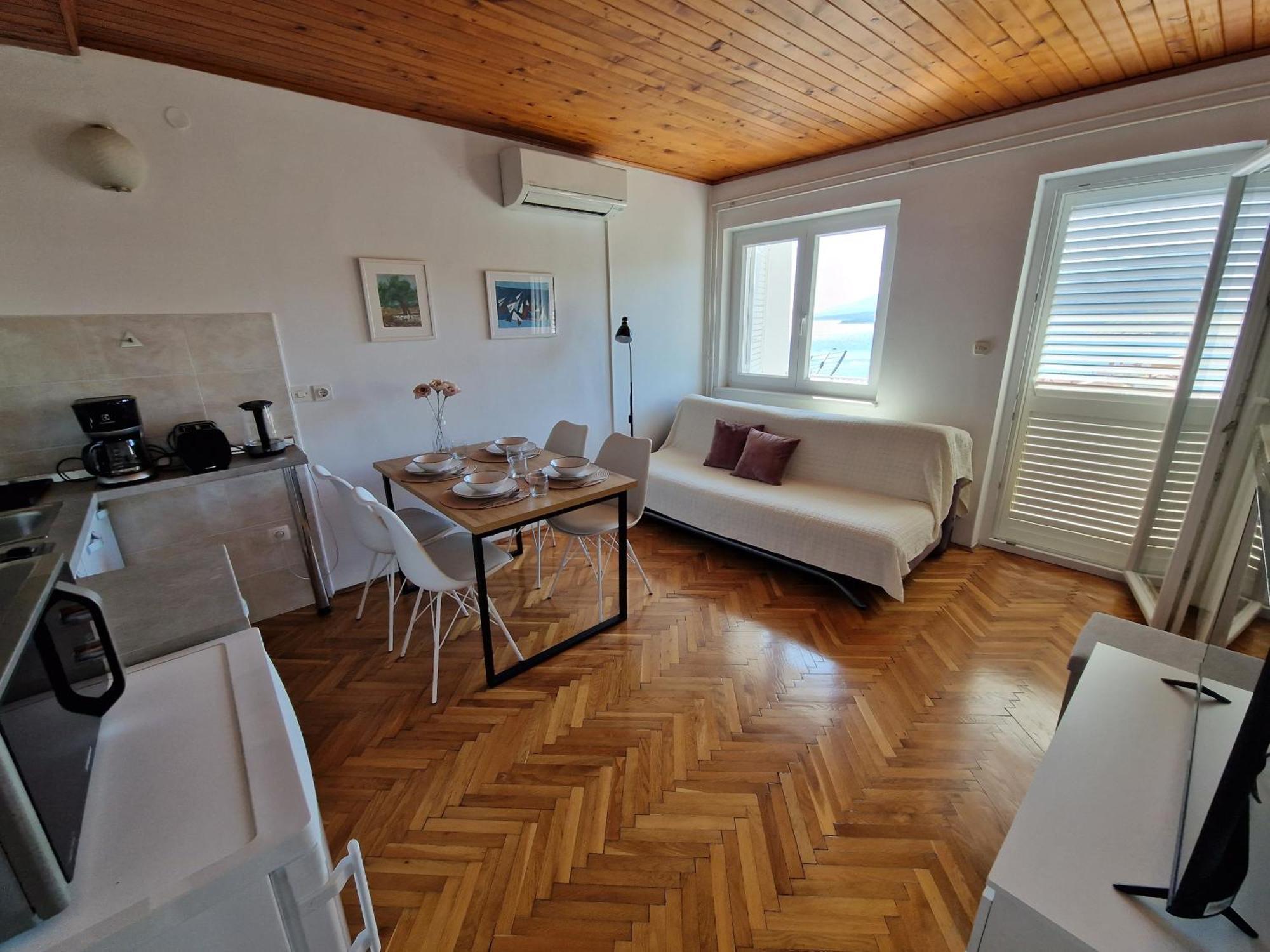 Nadija Apartment *